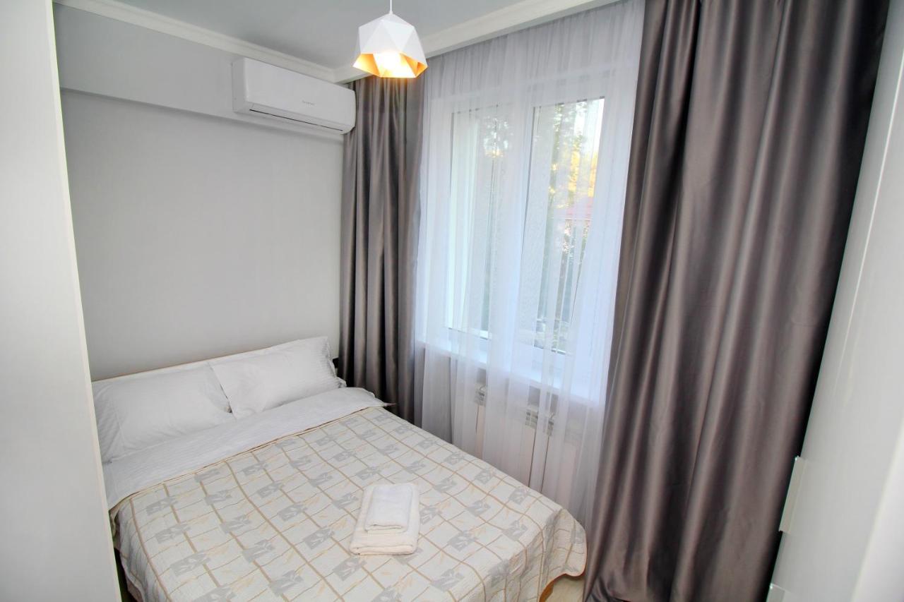 Cozy Studio In The Best Area! 3 Almaty Eksteriør billede